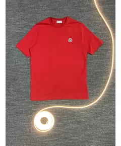Купить футболку Moncler красного цвета