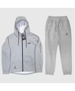 Спортивный костюм Nike Jordan серого цвета